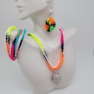 Blacklight and White Jewelry set